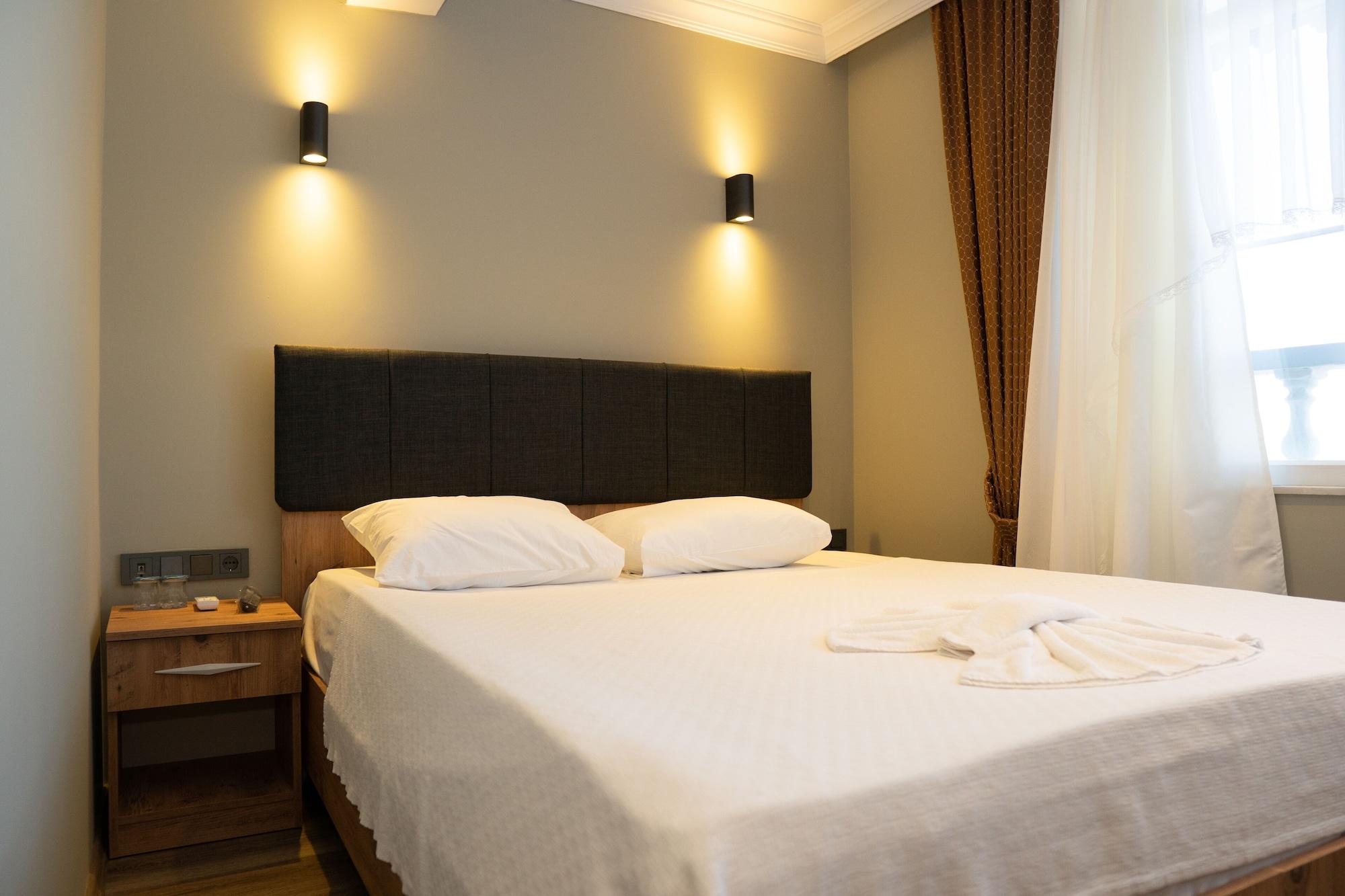 โอเตล การ์ป เดียม โกลด์ Hotel ฟินิเค ภายนอก รูปภาพ