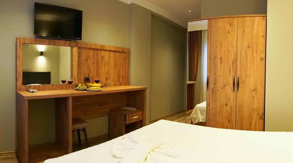 โอเตล การ์ป เดียม โกลด์ Hotel ฟินิเค ภายนอก รูปภาพ